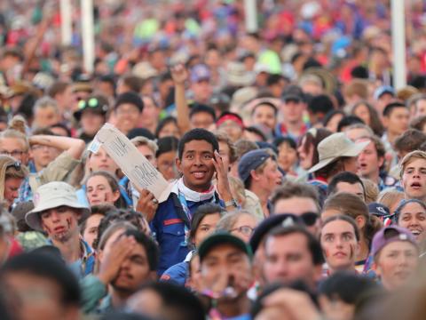 Une foule de Scouts s'est rassemblée lors du 24e Jamboree Scout Mondial en Virginie Occidentale, aux États-Unis.