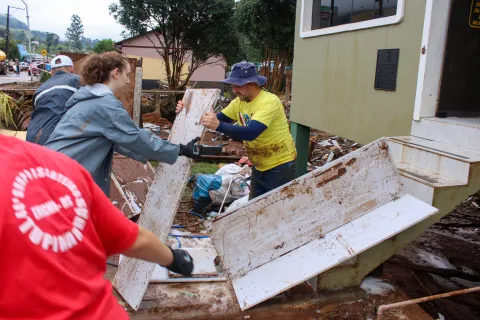 Scouts reconstruction